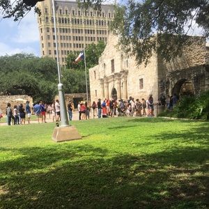 Meet your Posher, Lydia